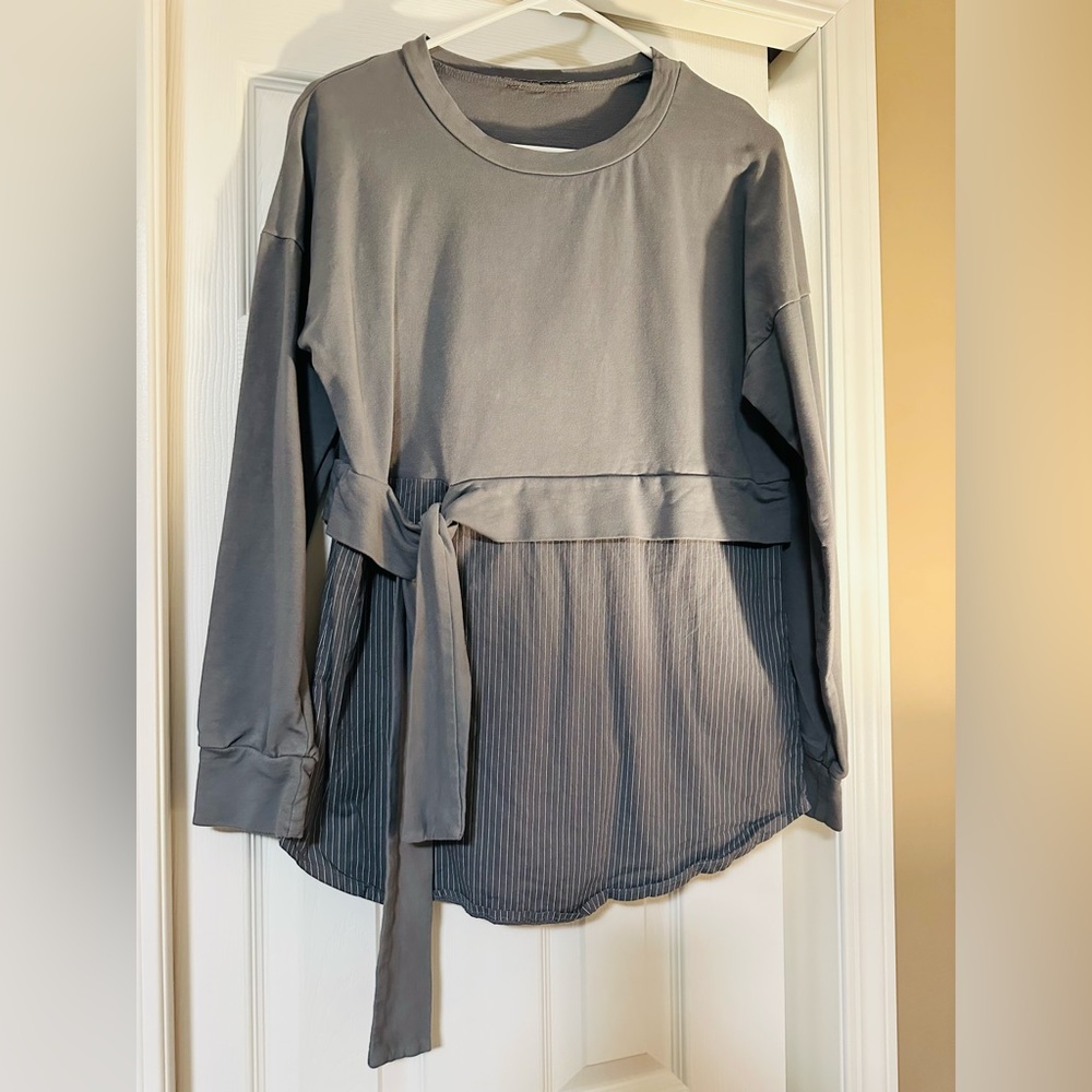 Sweatshirt top